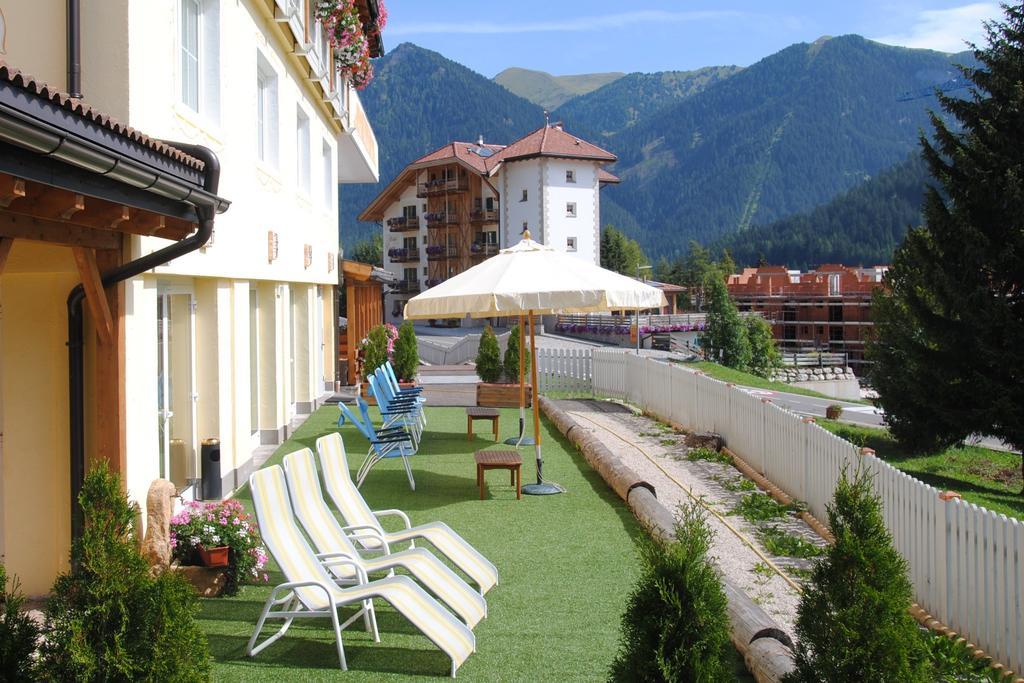 Dolasilla Park Hotel Vigo di Fassa Buitenkant foto